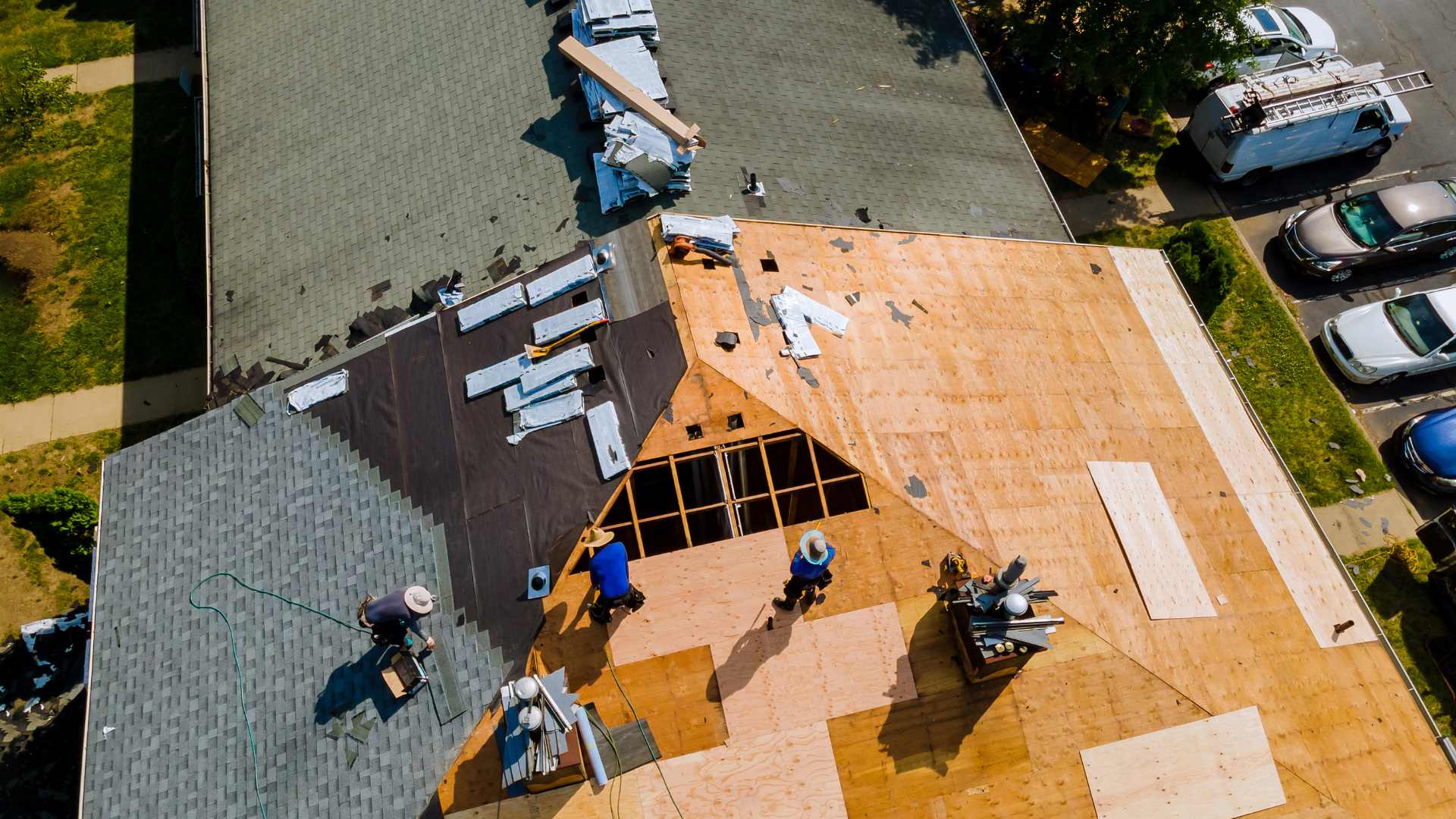 Professional Roofing in Moore, OK